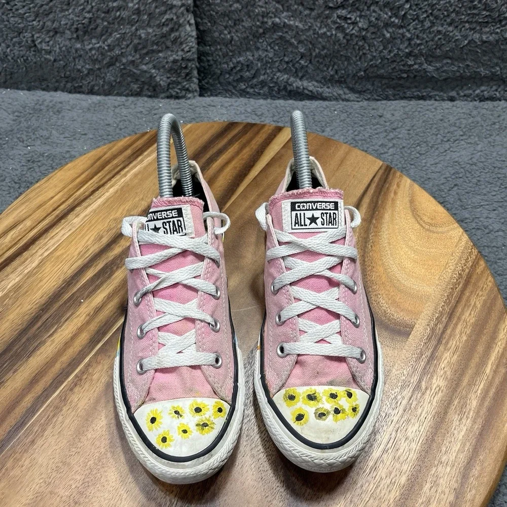 Converse Pink‎ Sunflowers Casual And Fashion Women's Size 5 Sneakers Shoes